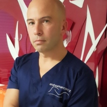 Ingrandire l'immagine: Andrea Manconi, chirurgo plastico Milano