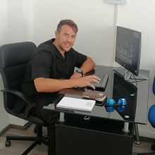 Ingrandire l'immagine: Giuseppe Damasco, dentista Roma