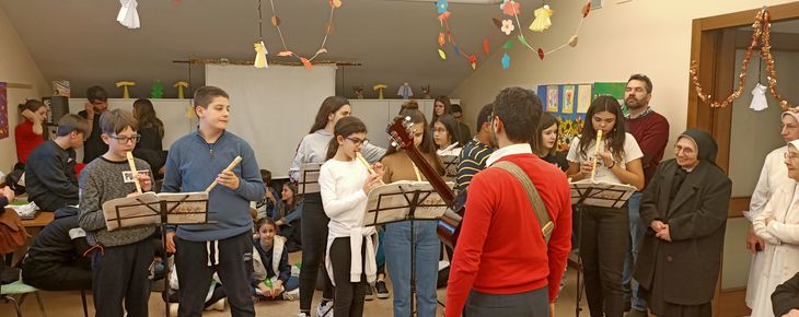 ANCHE I RAGAZZI DELLA SCUOLA MEDIA SONO CAPACI DI DONO