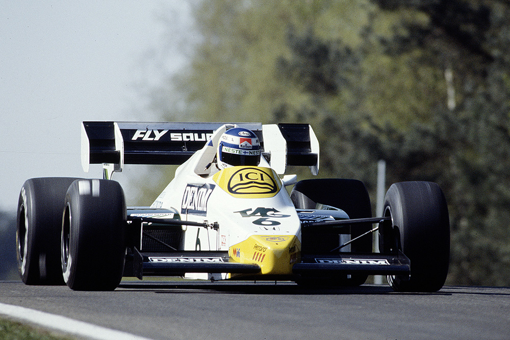 Keke Rosberg at the wheel of a Williams FW09 Honda.