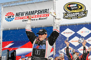 Stewart leads the early Chase