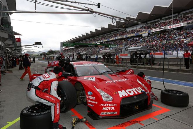 Motul Autech podiums despite the rain