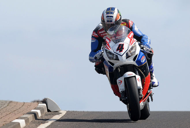 Motul Remains Faithful to the Historic Isle of Man TT