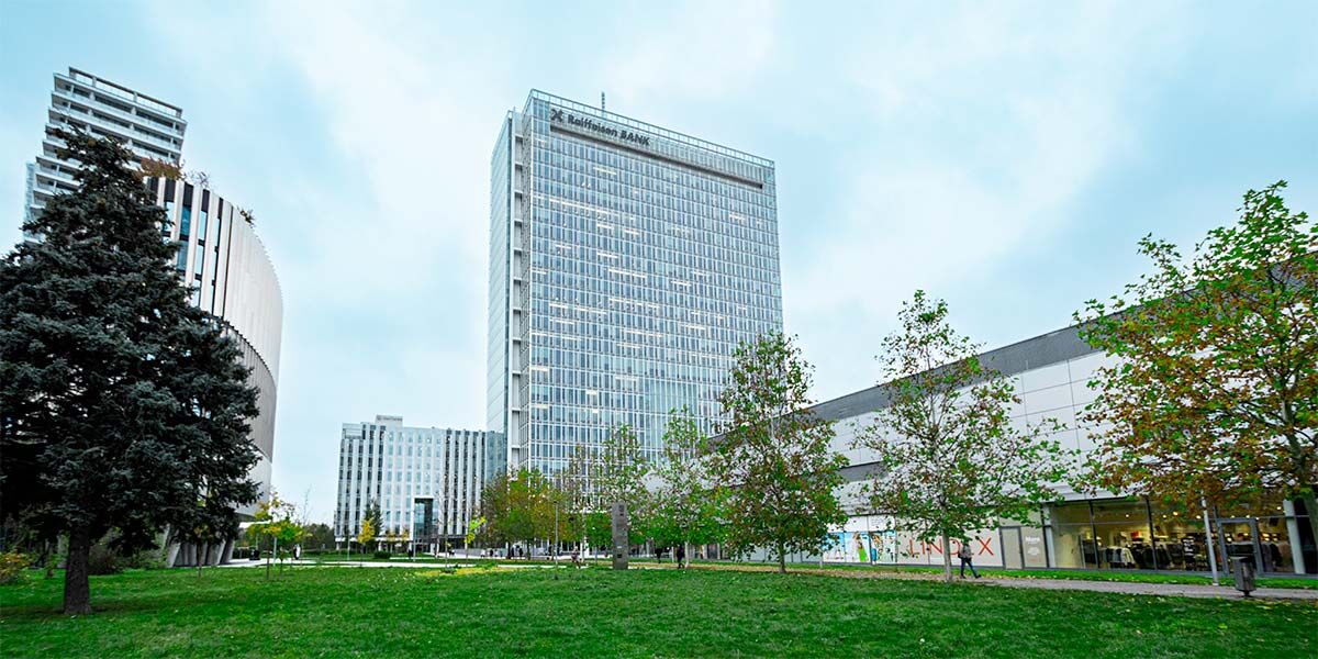 City Tower Pankrác - Hvězdova 1689/2a header