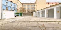 Parking Říční 532/11 photo