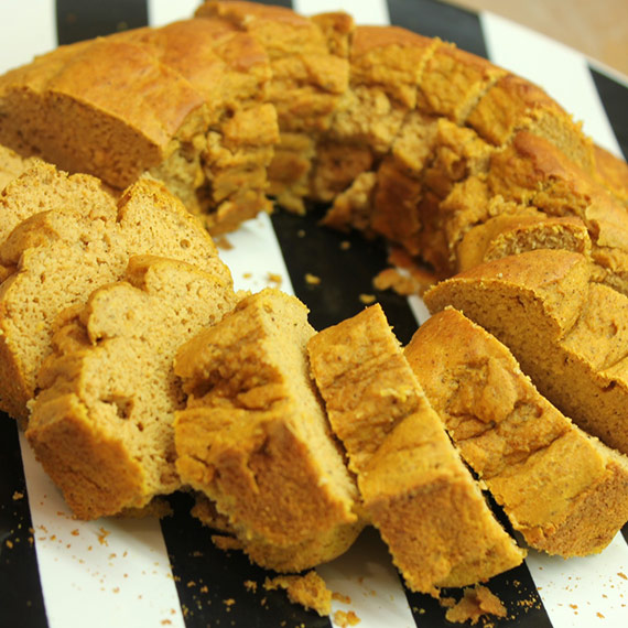Protein Pumpkin Bundt Cake