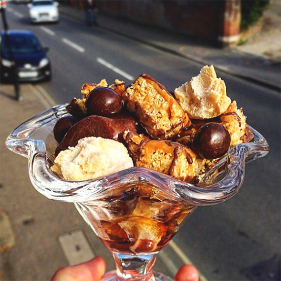 Chocolate Protein Eton Mess