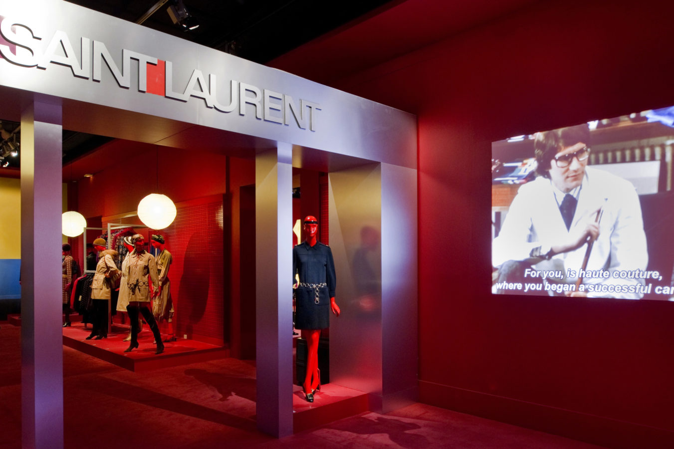 SAINT LAURENT rive gauche, La révolution de la mode - Musée Yves Saint