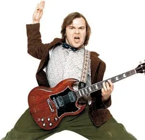Jack Black tocando la guitarra en Escuela de Rock