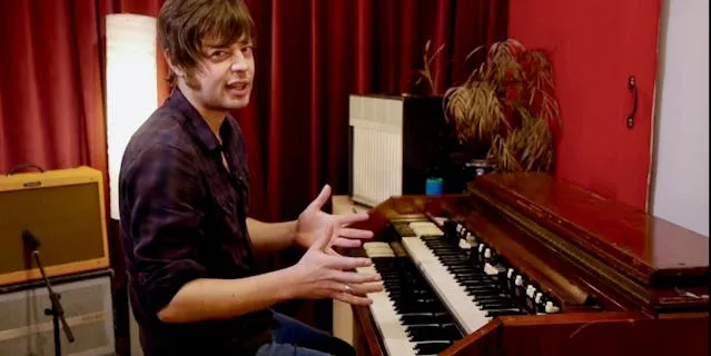 Joe Glossop playing the Hammond Organ