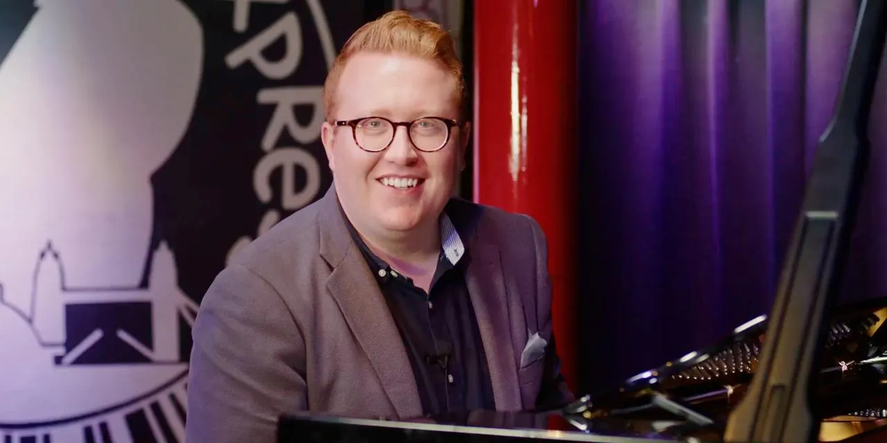 Lerne Swing-Standards am Klavier mit Tom Seals