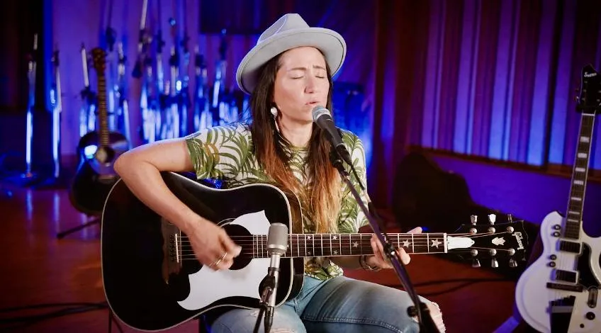 Aprende guitarra y composición con KT Tunstall
