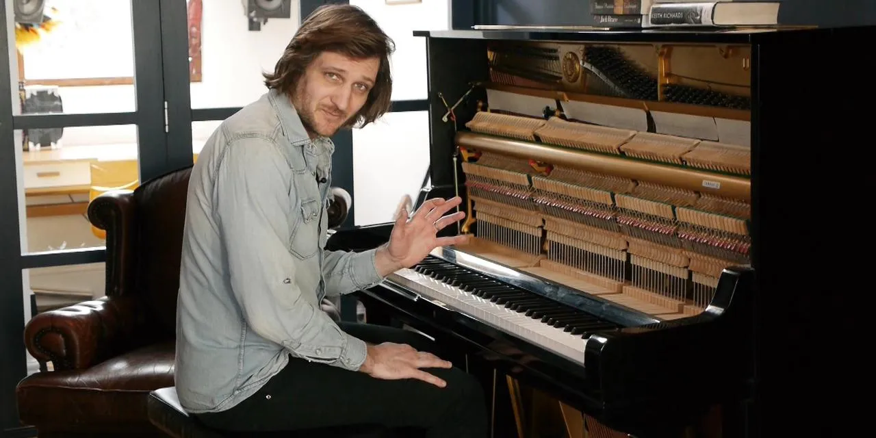 Joue du piano blues shuffle authentique