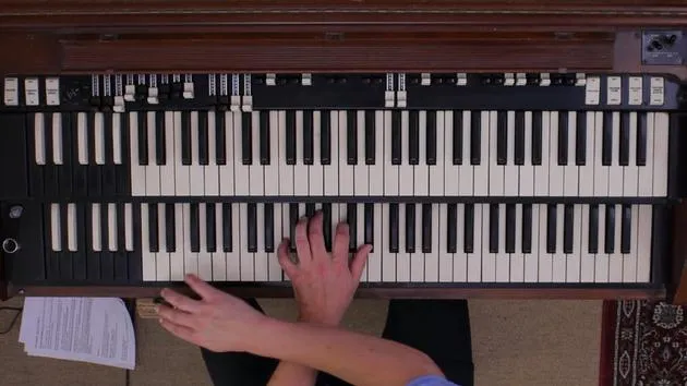 Booker T & the MG's - Be Young, Be Foolish, Be Happy (performance - keyboard view)