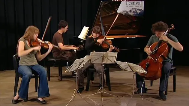Interpretación de Eduard Kunz (piano), Vilde Frang (violín), Barbara Buntrock (viola), Leonard Elschenbroich (violonchelo)
