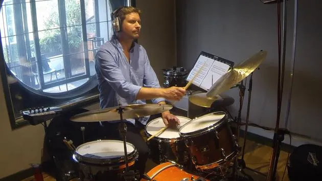 Interprétation en groupe complet de morceaux en 7/4 - Earth Rise de Darius Brubeck