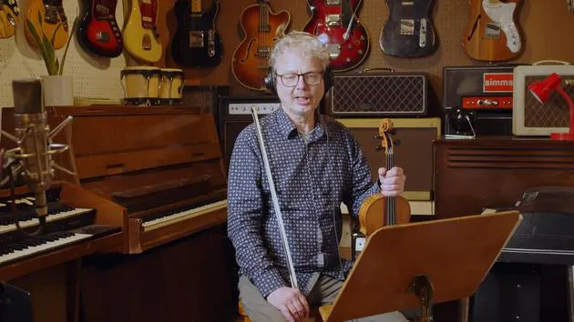 Honky Tonk: Walking Fiddle