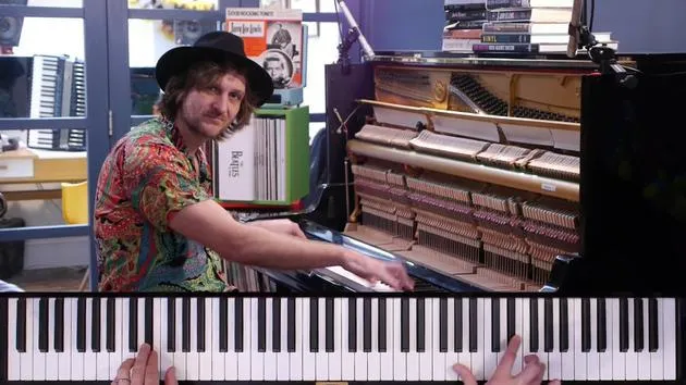 Tons of Rock n Roll piano ideas