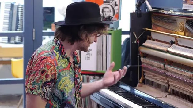 Walkthrough of main piano parts