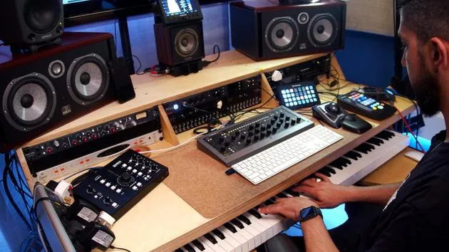 Studio Horns y Studio Strings