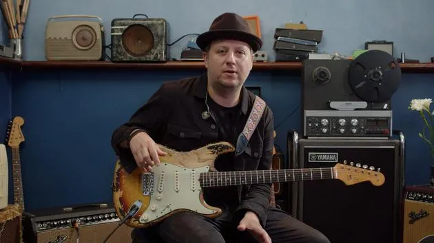 Lick 2 - Stevie Ray Vaughan