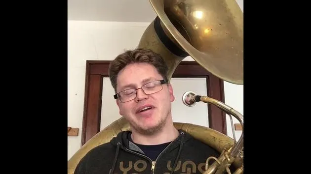 Le soubassophone avec Nat McIntosh