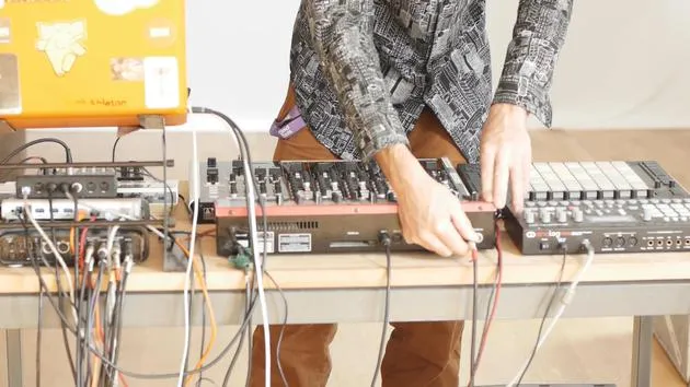 Verkabelung, MIDI und analoges Audio-Routing verstehen