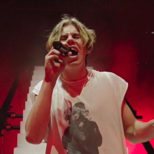 Buy EDM Ghost Production track - Comeback