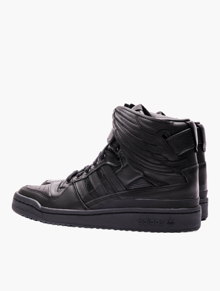 adidas × Jeremy Scott ウィングス スニーカー 28.5 MyRunway | Shop adidas Originals Core Black Jeremy Scott Forum Hi