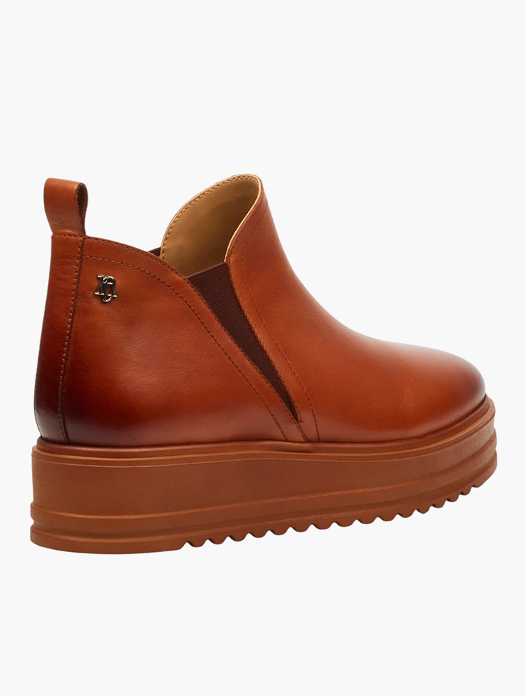 MyRunway | Shop Nicci Tyler Tan Nicci Tyler Veniz 1 Handcrafted