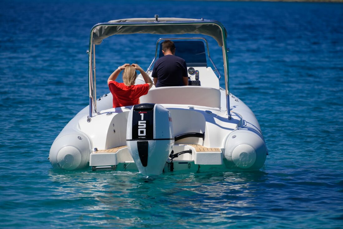 Ris Marine Exclusive 650