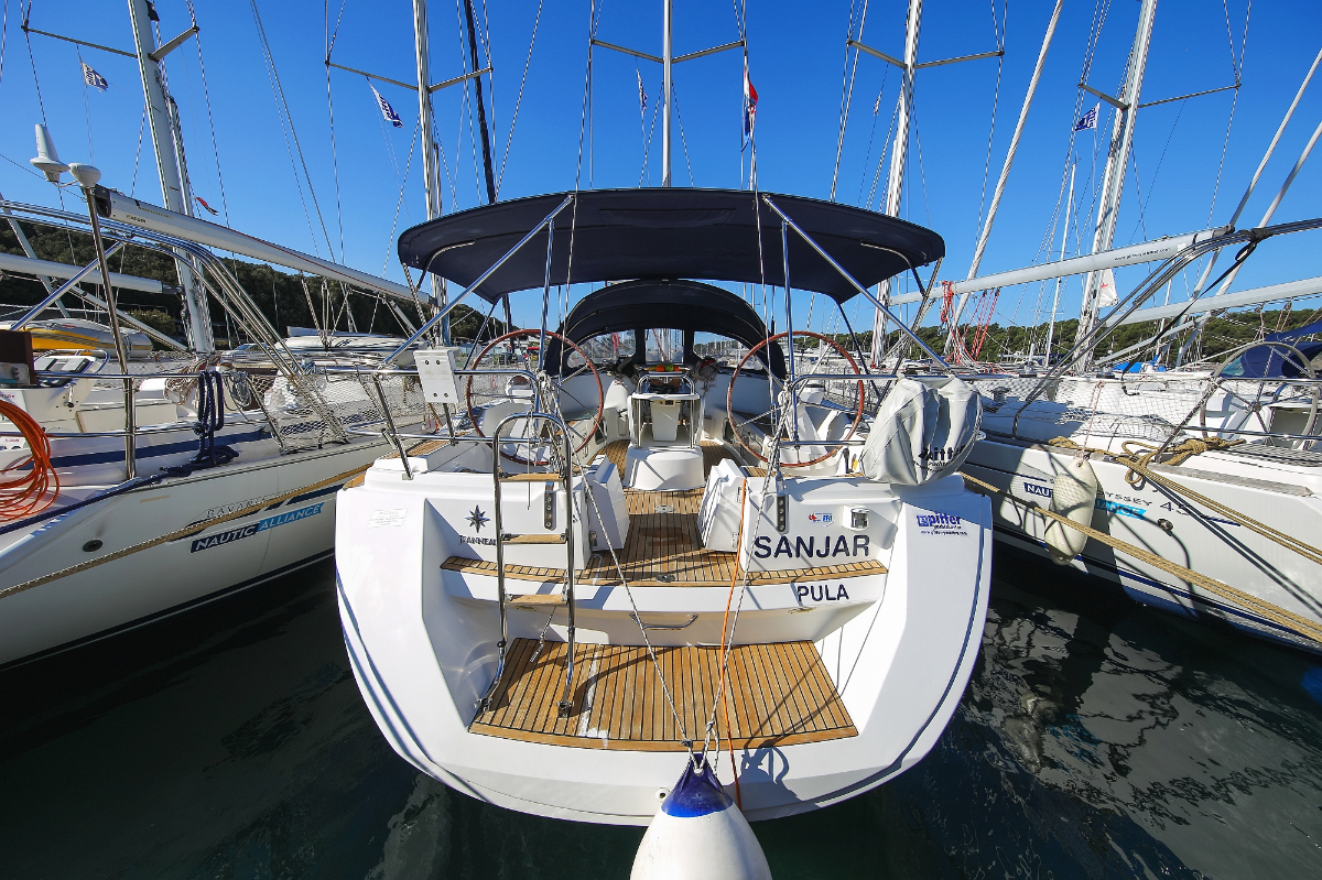 Sun Odyssey 45