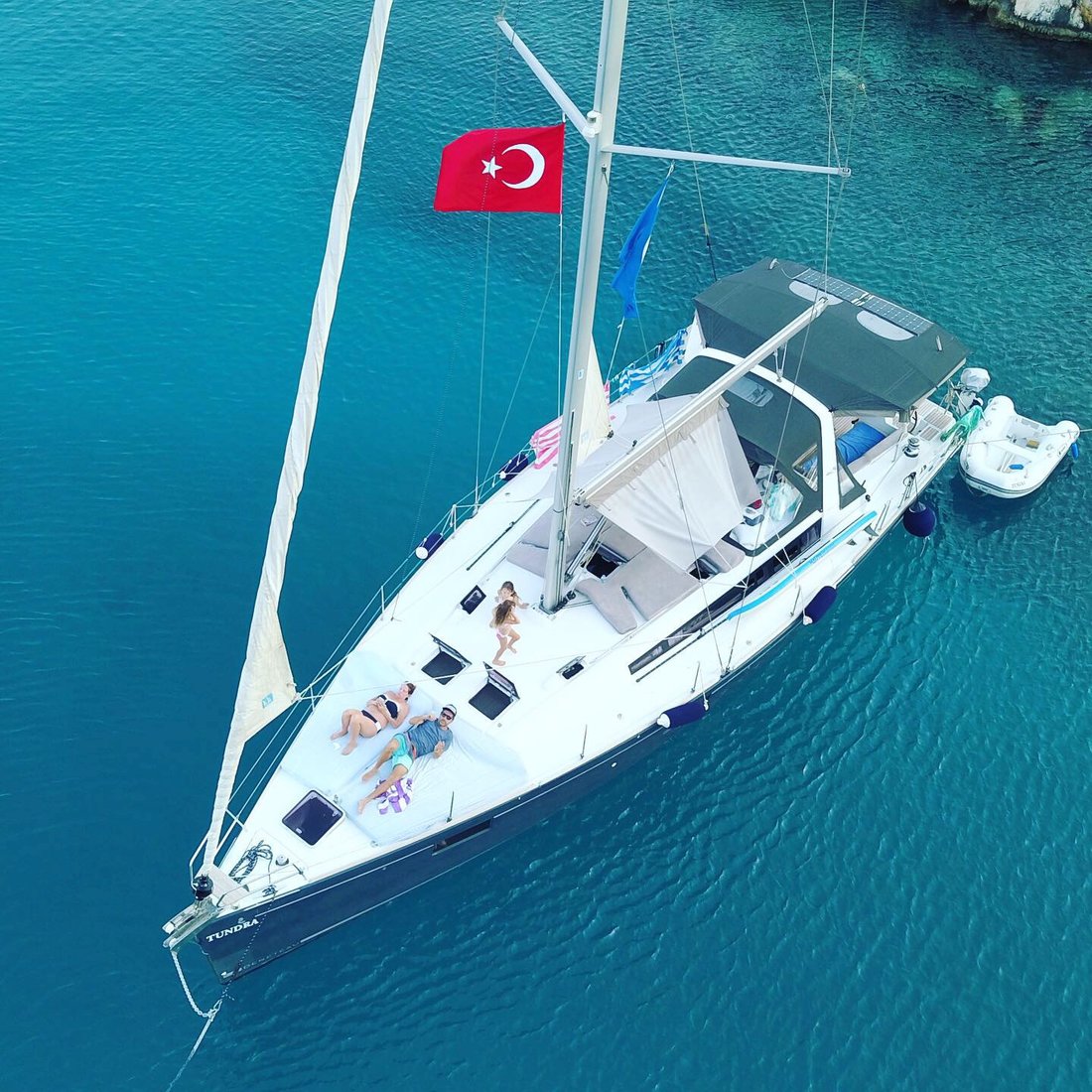 Oceanis 48