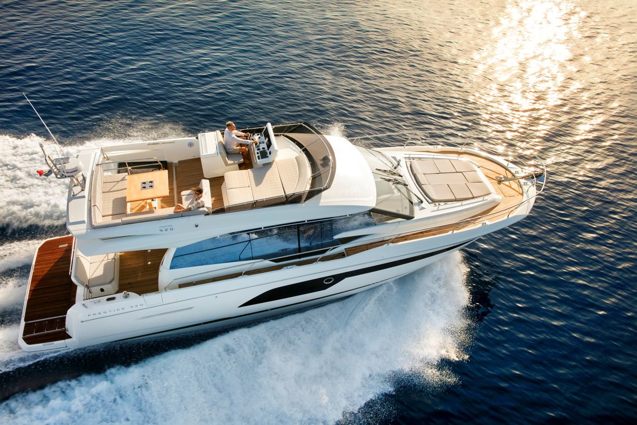 Prestige 520 Flybridge