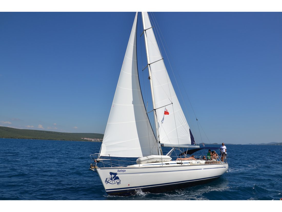 Bavaria 44