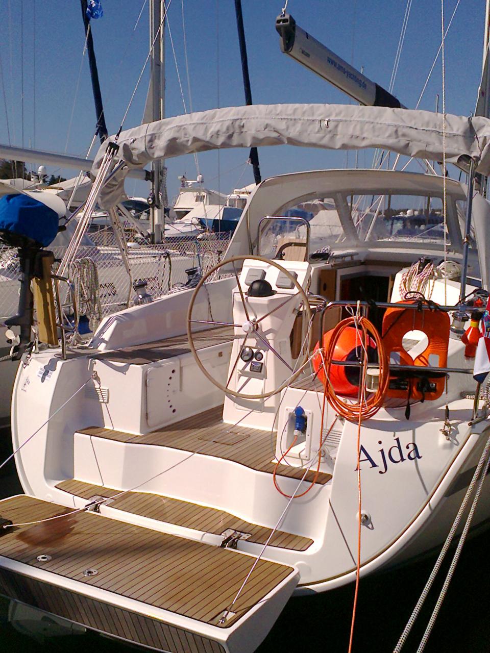 Bavaria Cruiser 36 