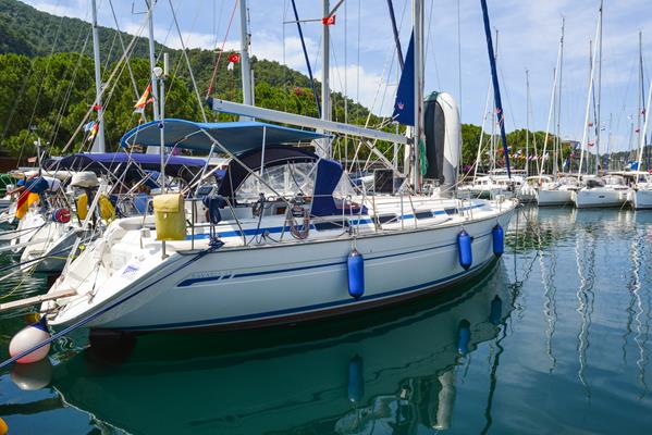 Bavaria 42 Cruiser