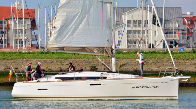 Sun Odyssey 389