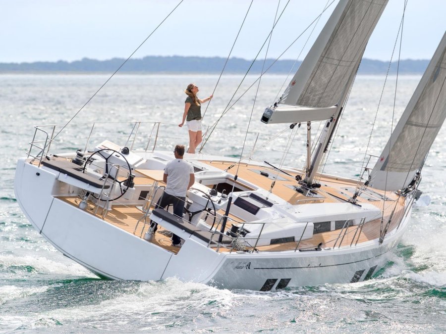 Hanse 548