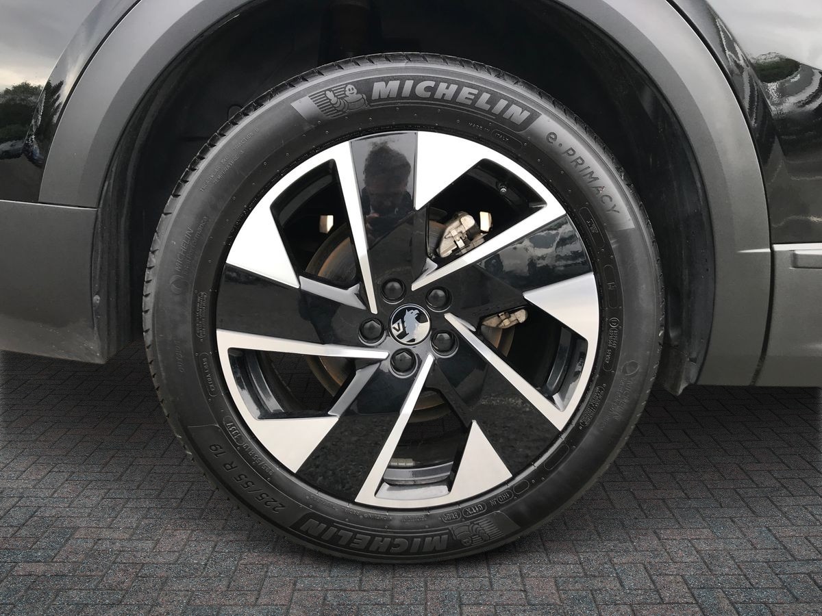 2025 Vauxhall Grandland 1.2 Hybrid [136] Ultimate 5dr e-DCT6 [Pan Roof] - vehicle photo 12 for sale on PureCar