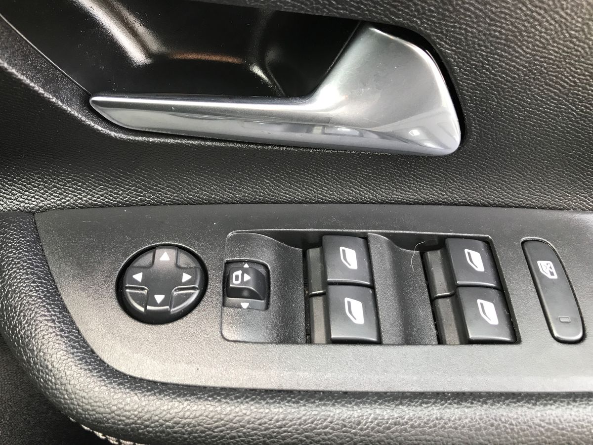 2023 Vauxhall Mokka 1.2 Turbo 136 Ultimate 5dr - vehicle photo 22 for sale on PureCar