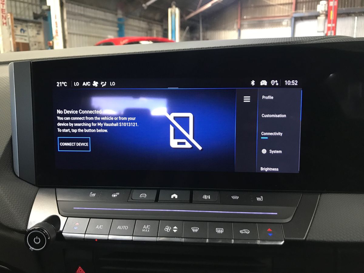 2025 Vauxhall Astra 1.2 Turbo 130 Ultimate 5dr Auto - vehicle photo 25 for sale on PureCar