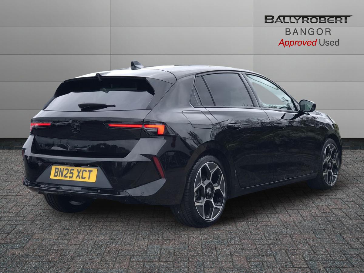 2025 Vauxhall Astra 1.2 Turbo 130 Ultimate 5dr Auto - vehicle photo 15 for sale on PureCar