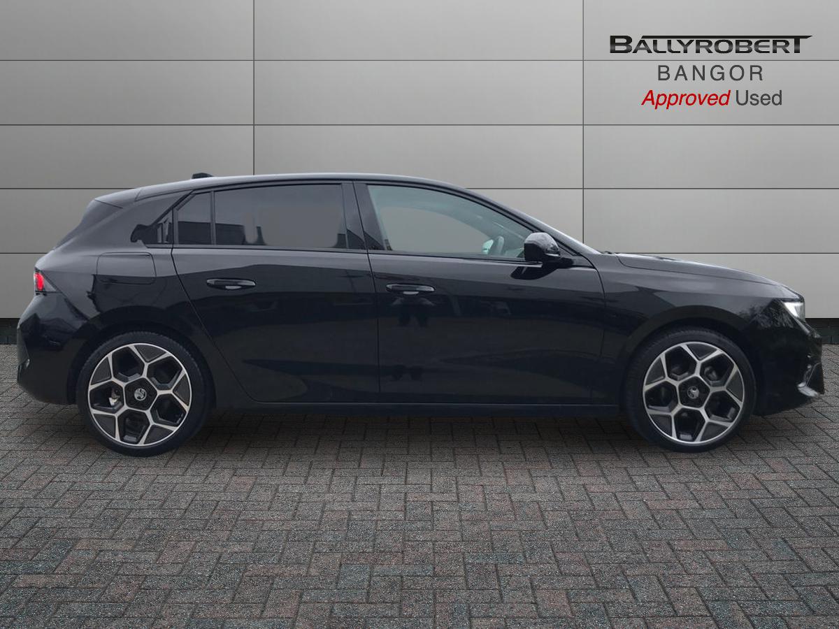 2025 Vauxhall Astra 1.2 Turbo 130 Ultimate 5dr Auto - vehicle photo 9 for sale on PureCar