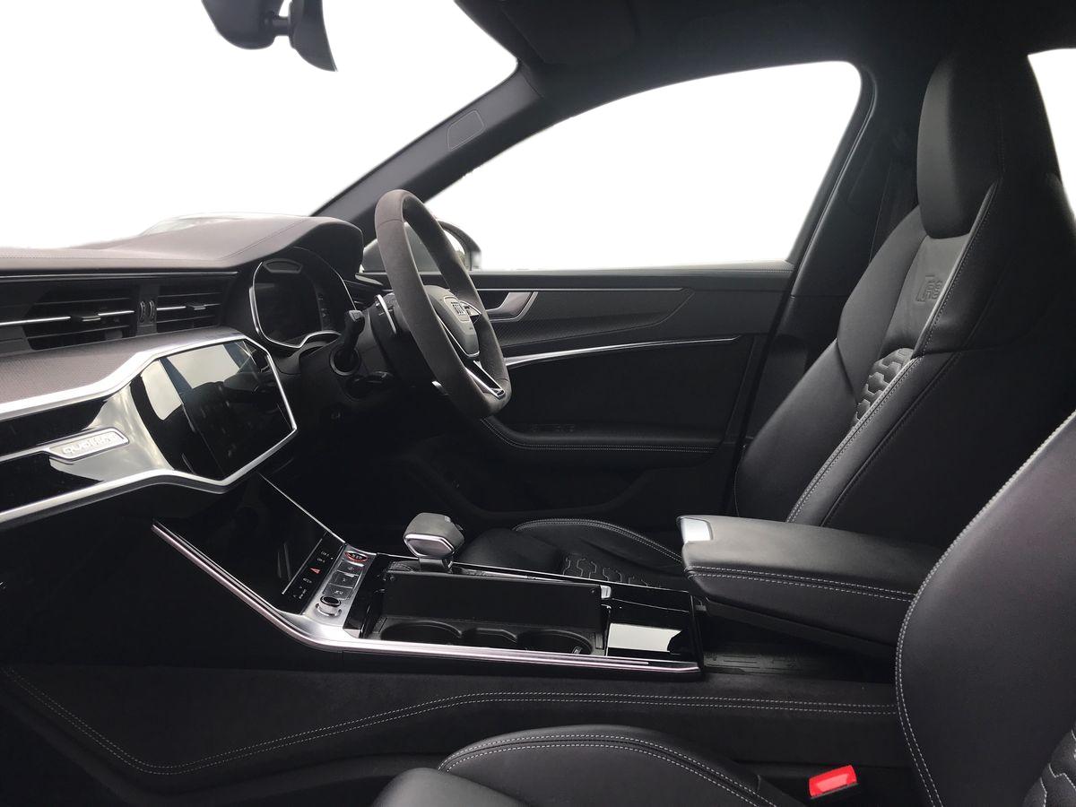 2024 Audi RS6 RS 6 TFSI Quattro Performance 5dr Tiptronic - vehicle photo 5 for sale on PureCar