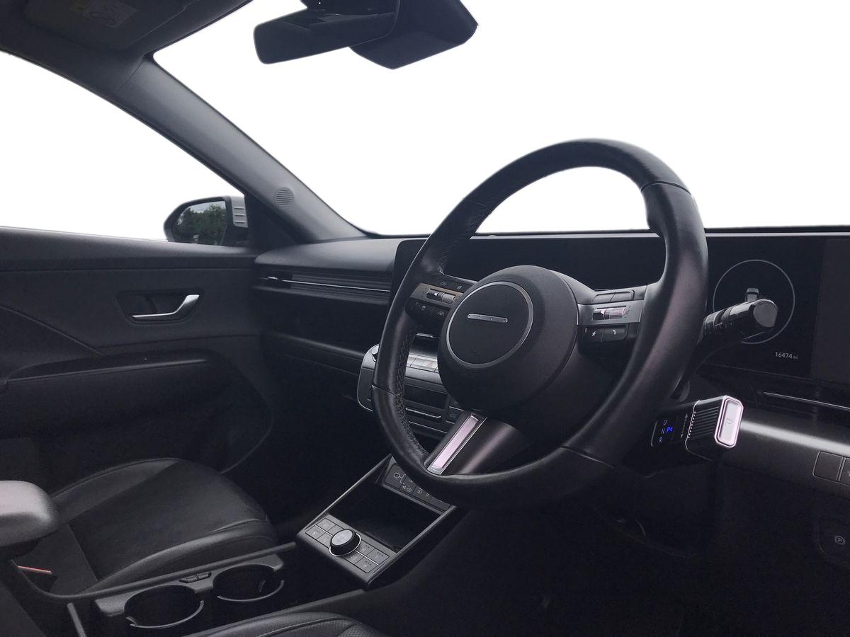 2024 Hyundai Kona 1.6 GDi Hybrid Ultimate 5dr DCT - vehicle photo 3 for sale on PureCar