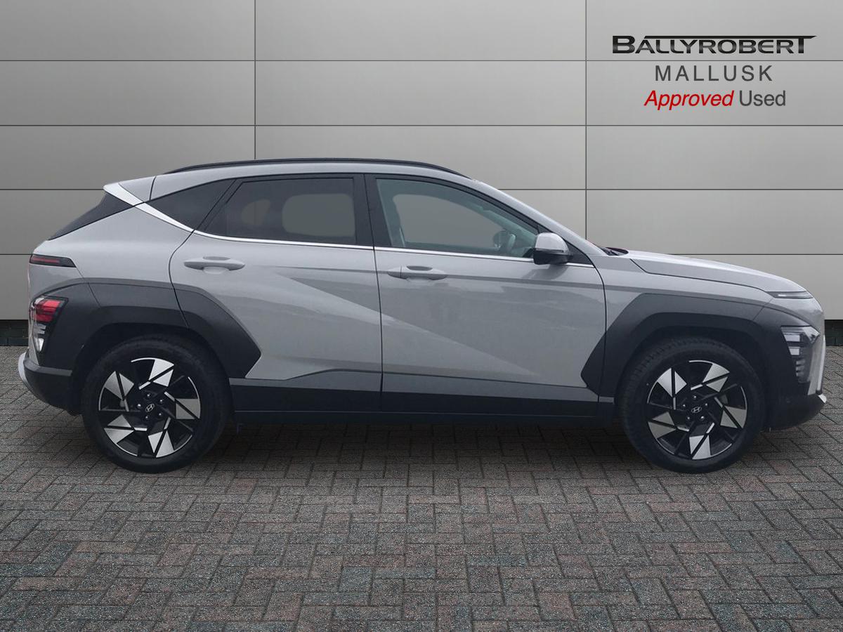2024 Hyundai Kona 1.6 GDi Hybrid Ultimate 5dr DCT - vehicle photo 9 for sale on PureCar