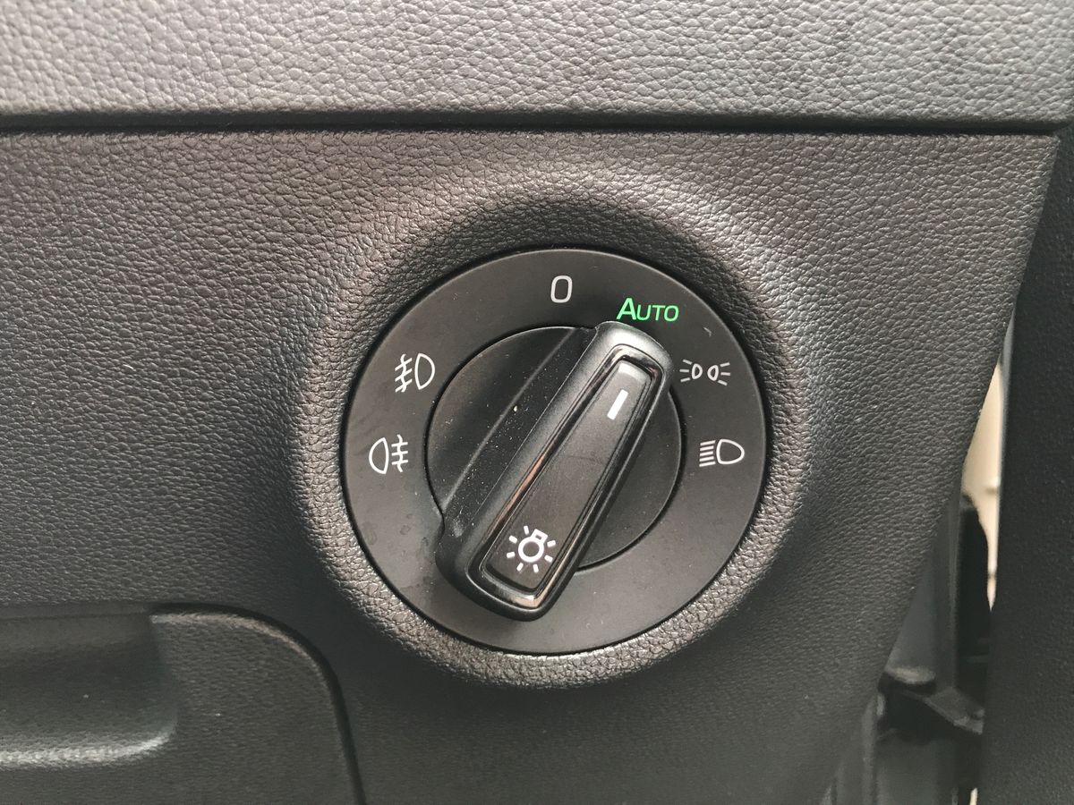 2023 Skoda KAROQ 1.5 TSI SE Drive 5dr DSG - vehicle photo 24 for sale on PureCar