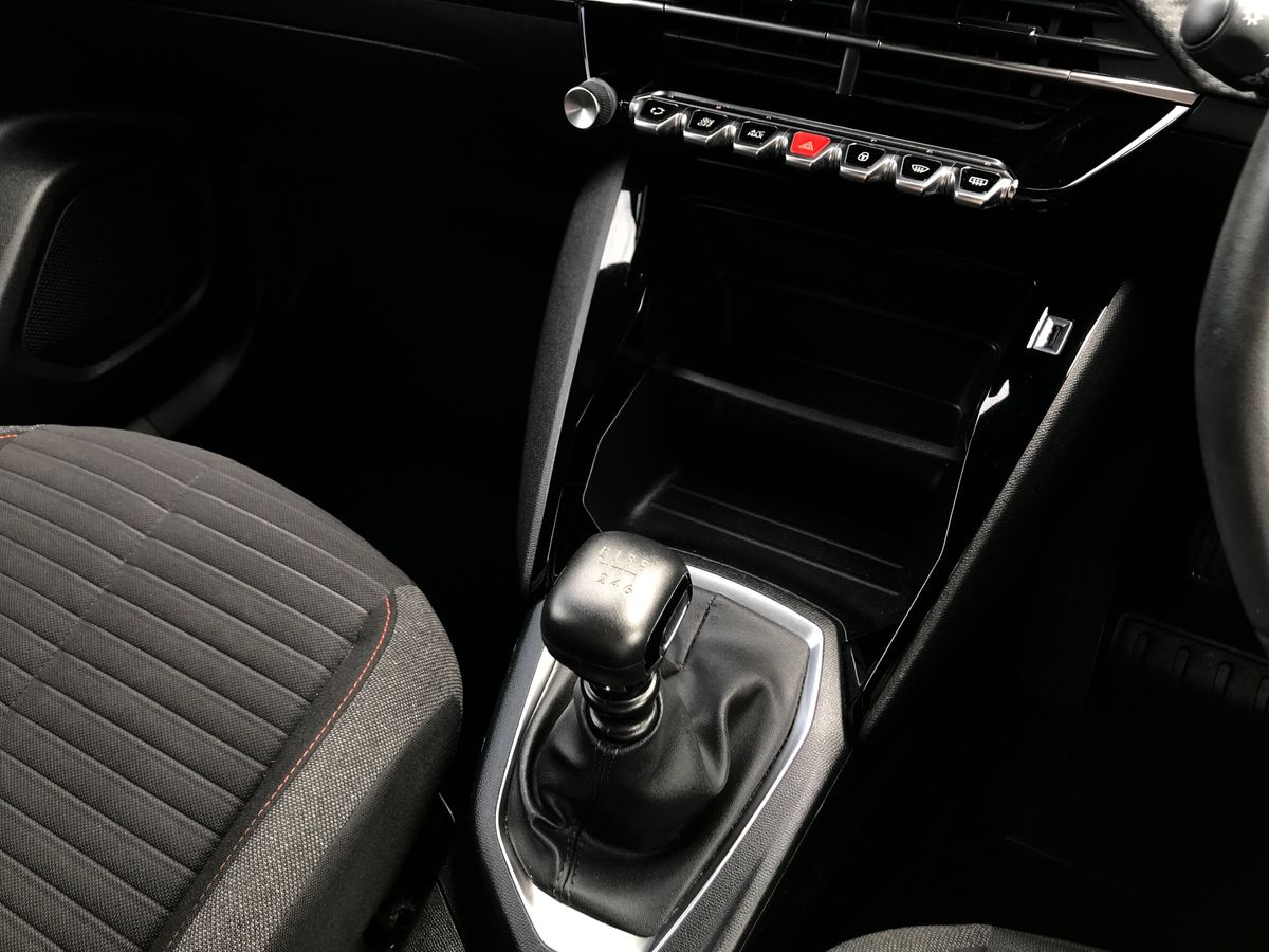 2023 Peugeot 1.2 PureTech Active Premium+ 5dr - vehicle photo 21 for sale on PureCar