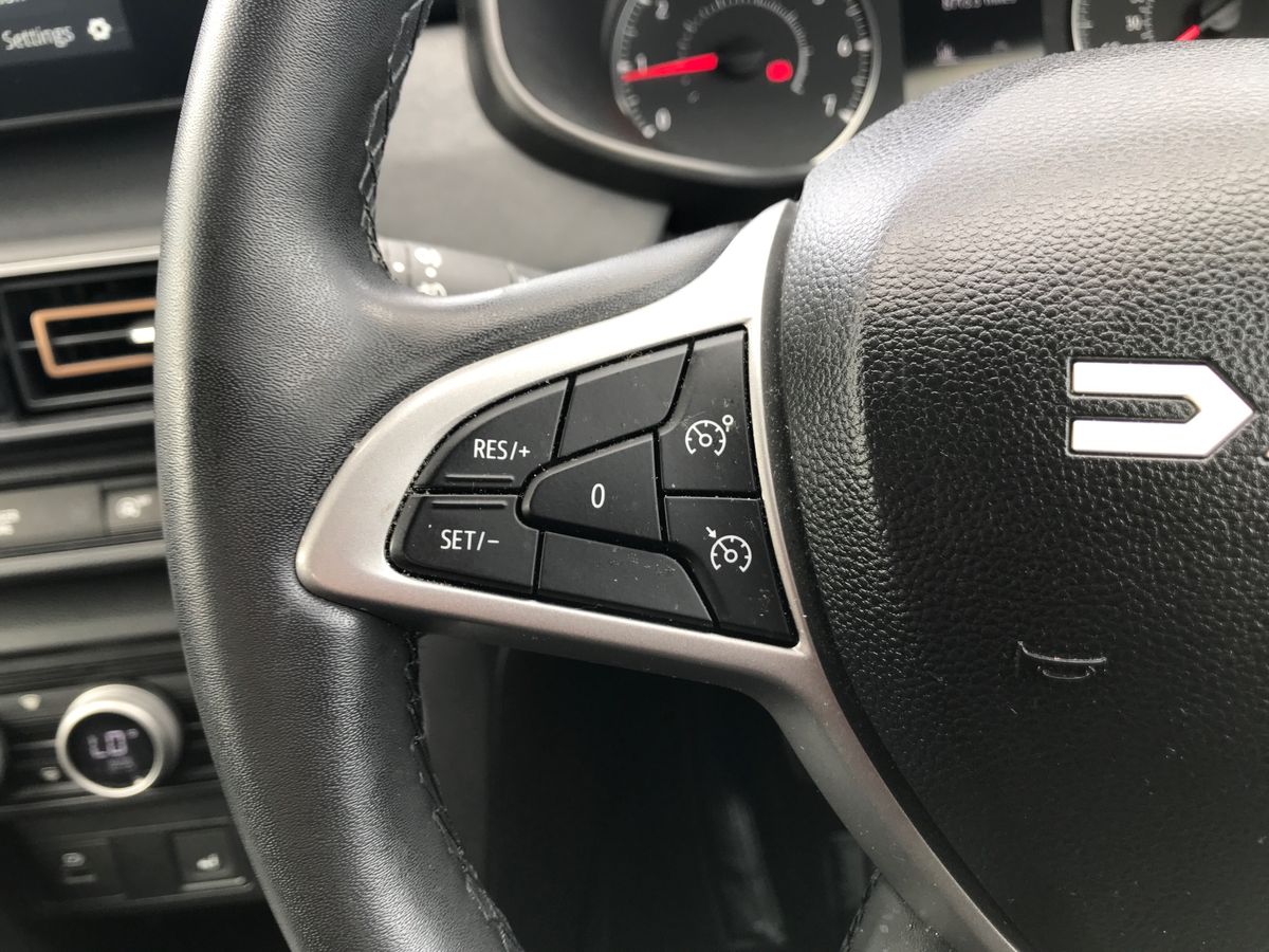 2024 Dacia Sandero Stepway 1.0 TCe Extreme 5dr - vehicle photo 24 for sale on PureCar